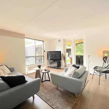 Colinas Holiday home Ewijk