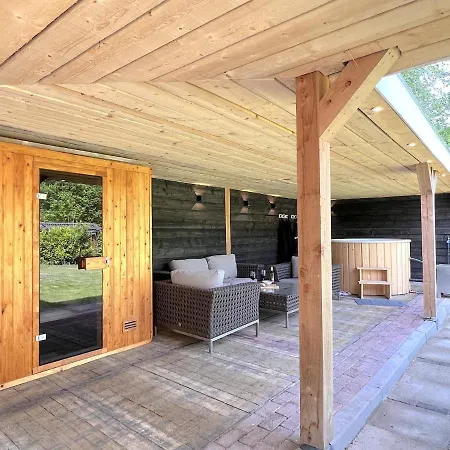 Colinas Holiday home Ewijk